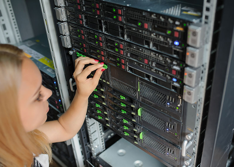 outsourced it support co-managed